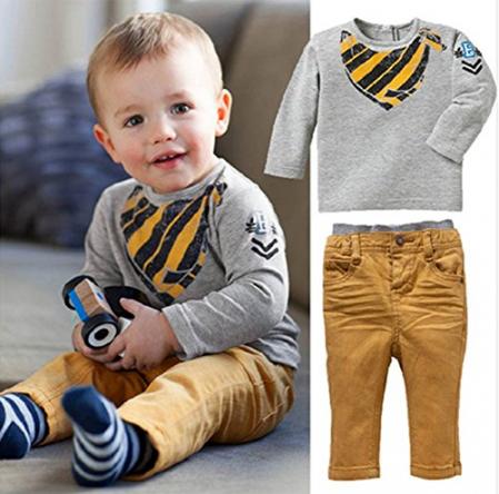 Chic Gray & Mustard Handkerchief Print Long Sleeve Tee and Pants 2 pieces Outfit